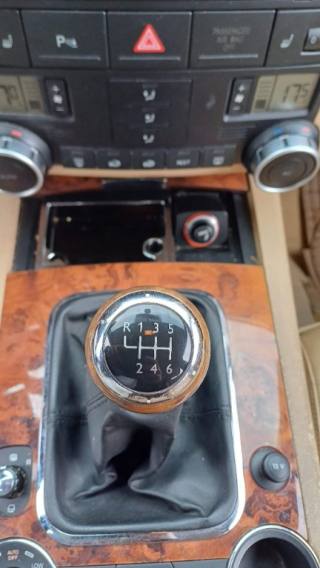 VOLKSWAGEN Touareg usata, con Controllo trazione