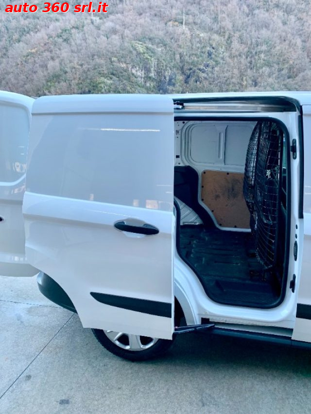 FORD Transit Courier usata, con Volante in pelle