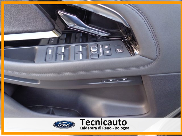 LAND ROVER Range Rover Evoque usata, con Bluetooth