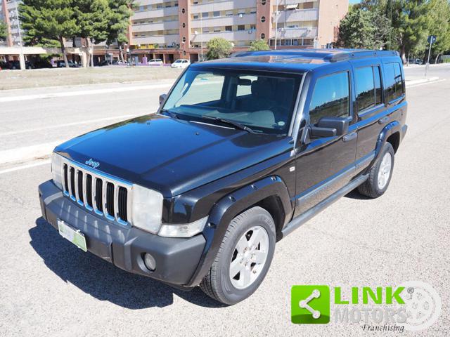 JEEP Commander usata 32