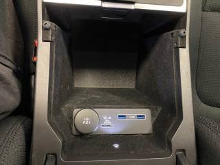 JAGUAR E-Pace usata, con Specchietti laterali elettrici