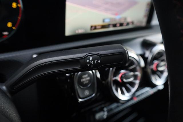 MERCEDES-BENZ CLA 220 usata, con Start/Stop Automatico