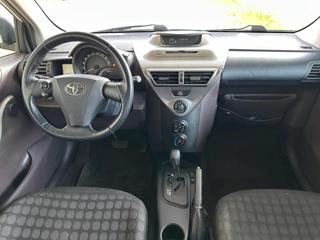 TOYOTA iQ usata, con Controllo trazione