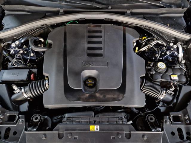 LAND ROVER Range Rover Velar usata, con Autoradio digitale