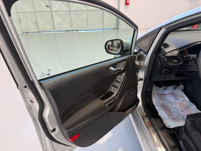 FORD Fiesta usata, con Servosterzo