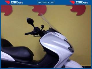 YAMAHA Majesty 400 usata 8