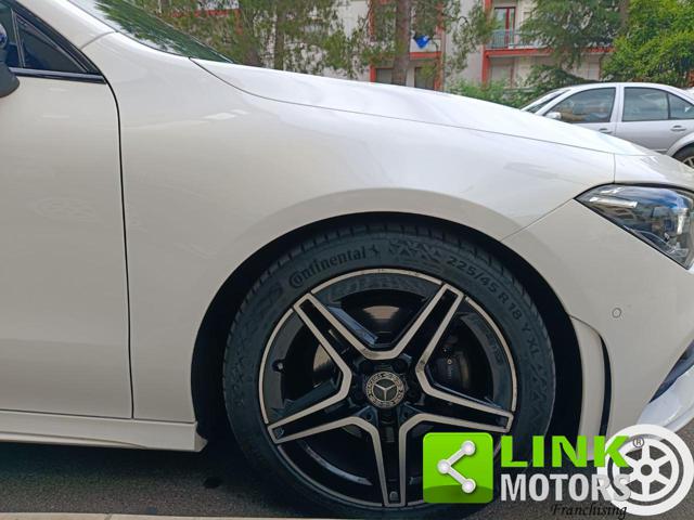 MERCEDES-BENZ CLA 180 usata, con Specchietti laterali elettrici