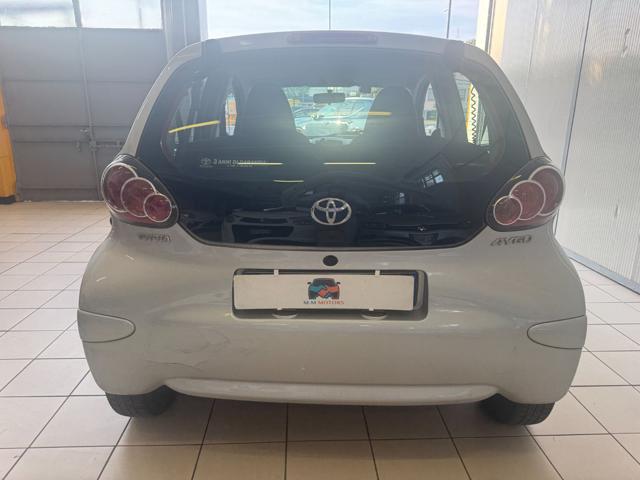 TOYOTA Aygo usata, con Autoradio