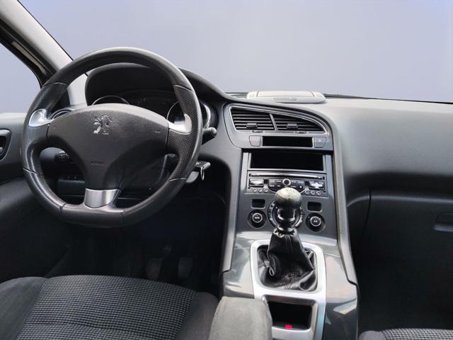 PEUGEOT 5008 usata, con Chiusura centralizzata