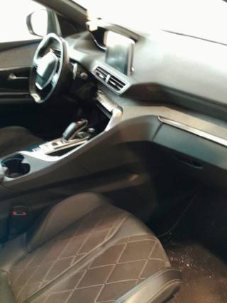PEUGEOT 3008 usata, con Sistema di navigazione