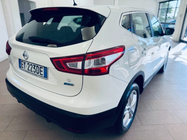 NISSAN Qashqai usata, con Autoradio