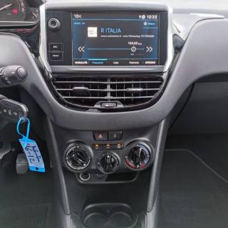 PEUGEOT 208 usata, con Volante multifunzione