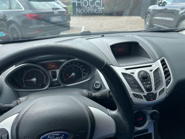 FORD Fiesta usata, con Chiusura centralizzata