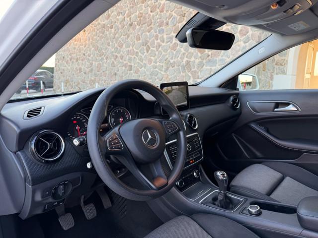 MERCEDES-BENZ GLA 180 usata, con Climatizzatore