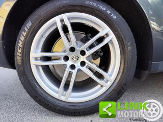 PORSCHE Macan usata, con Chiusura centralizzata