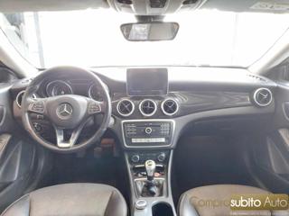 MERCEDES-BENZ CLA 180 usata 23