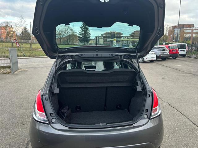 LANCIA Ypsilon usata, con Boardcomputer