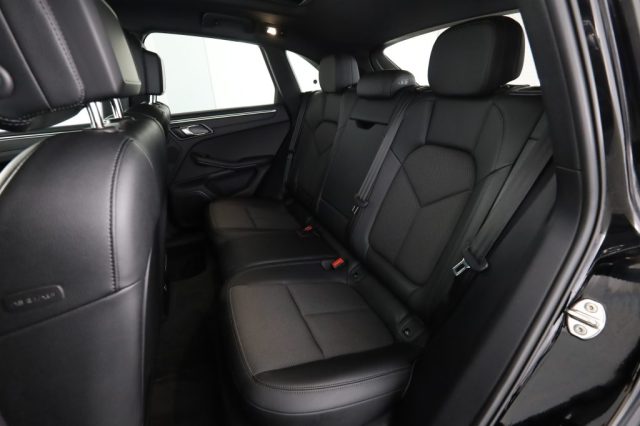 PORSCHE Macan usata 9