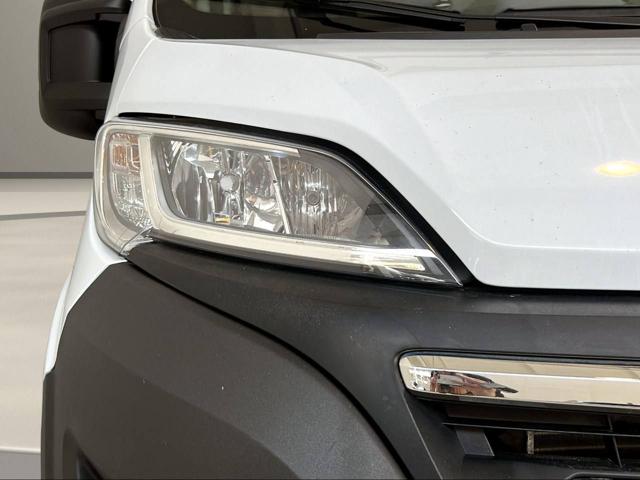 OPEL Movano usata, con Hill holder