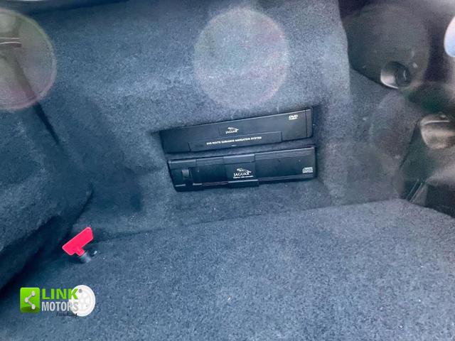 JAGUAR XKR usata, con Sound system