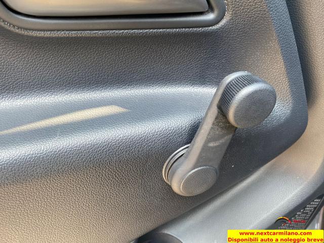 KIA Rio usata 61
