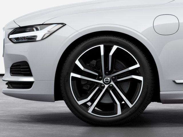 VOLVO V90 usata, con Autoradio