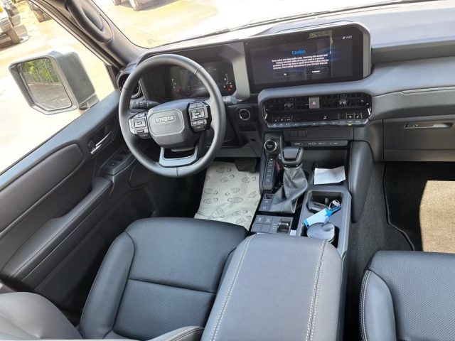 TOYOTA Land Cruiser usata, con Cerchi in lega