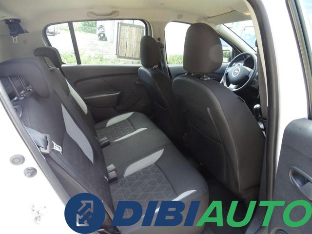 DACIA Sandero usata, con Sedile posteriore sdoppiato