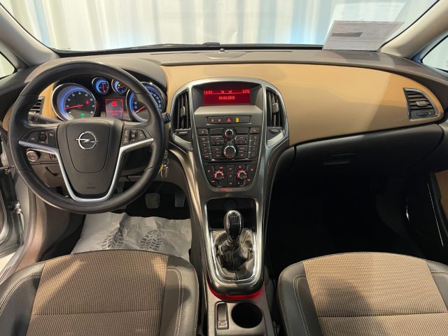 OPEL Astra usata, con Autoradio
