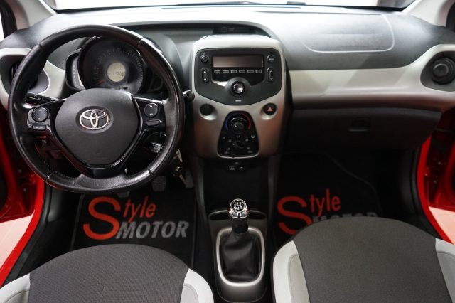 TOYOTA Aygo usata, con Alzacristalli elettrici