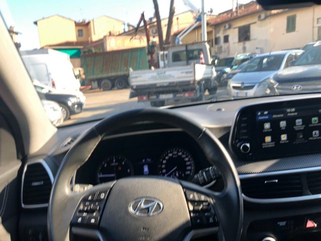 HYUNDAI Tucson usata, con Sedile posteriore sdoppiato
