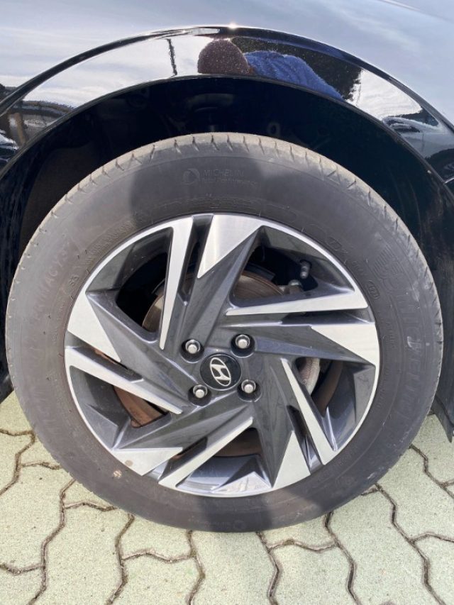 HYUNDAI i20 usata, con Autoradio