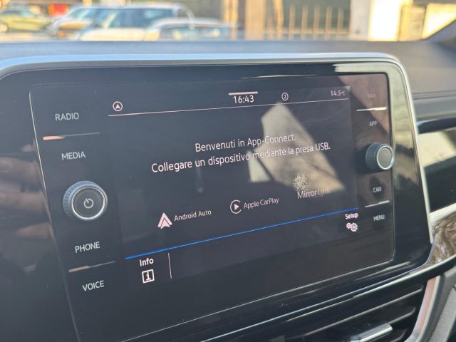 VOLKSWAGEN T-Roc usata, con Controllo trazione