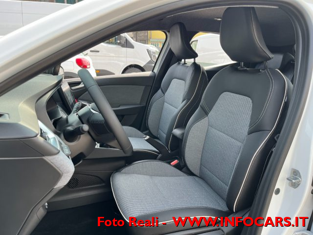 RENAULT Clio usata, con Alzacristalli elettrici