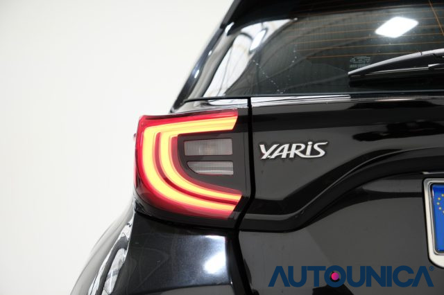 TOYOTA Yaris usata 42