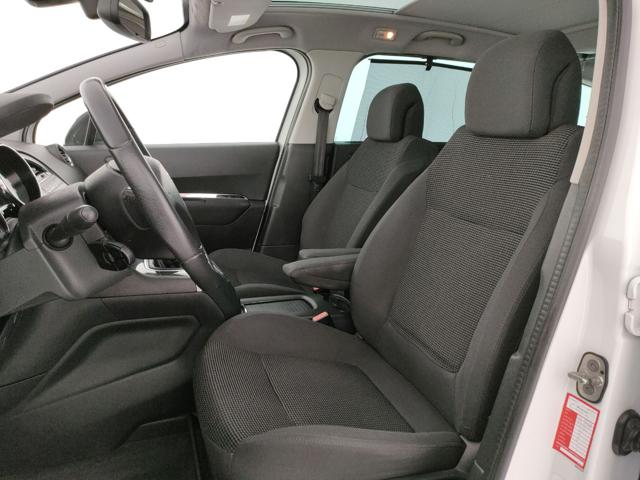 PEUGEOT 5008 usata, con Boardcomputer