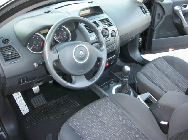 RENAULT Megane usata, con Airbag Passeggero