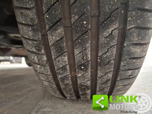 PEUGEOT 2008 usata, con Climatizzatore