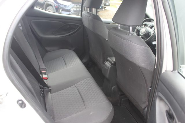 TOYOTA Yaris usata, con ESP