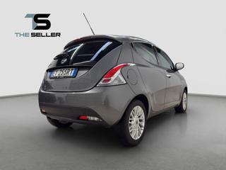 LANCIA Ypsilon usata, con Chiusura centralizzata