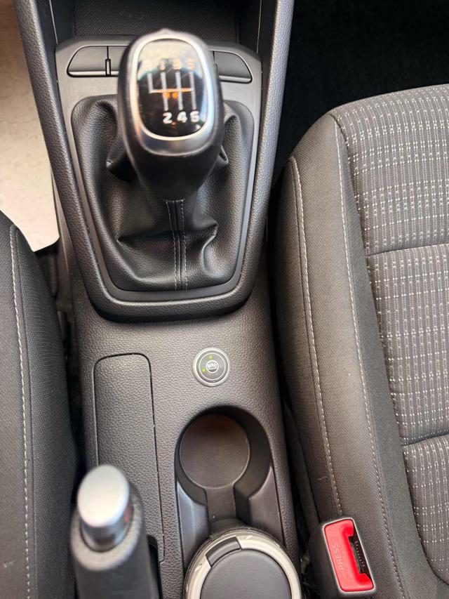 KIA Stonic usata, con Autoradio