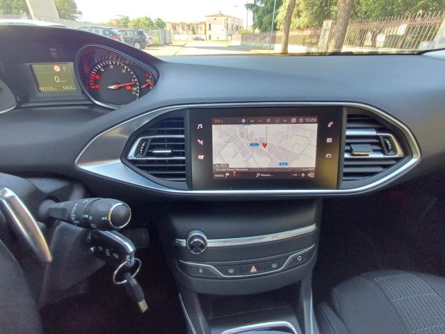 PEUGEOT 308 usata, con Lettore CD