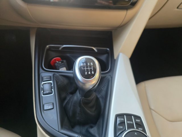 BMW 318 usata, con Pacchetto sportivo