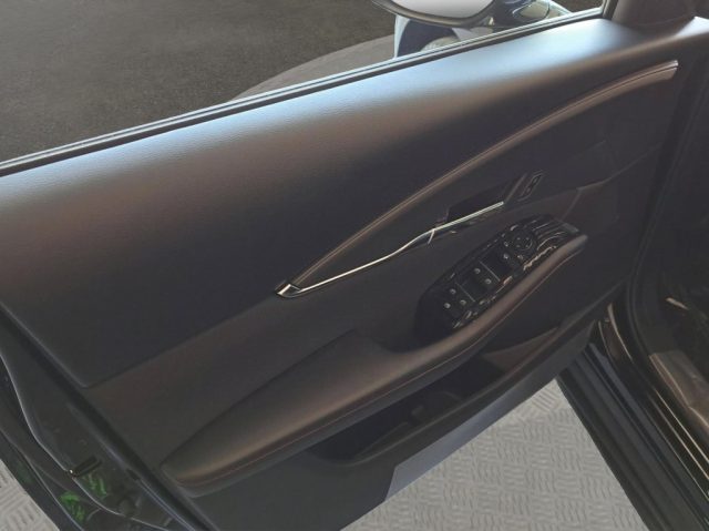 MAZDA CX-30 usata, con Sedile posteriore sdoppiato