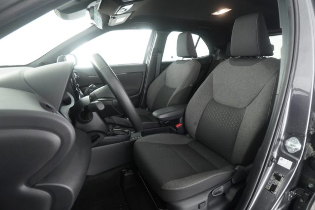 TOYOTA Yaris Cross usata 2