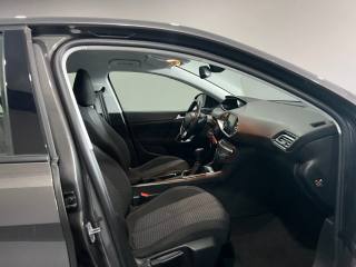 PEUGEOT 308 usata, con Boardcomputer