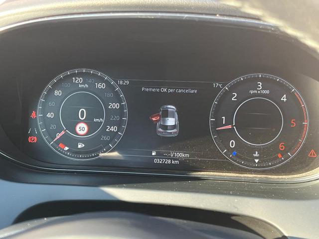 JAGUAR E-Pace usata 38