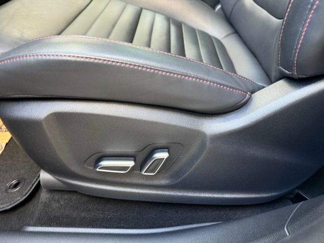 MG HS usata, con Sensore di luce