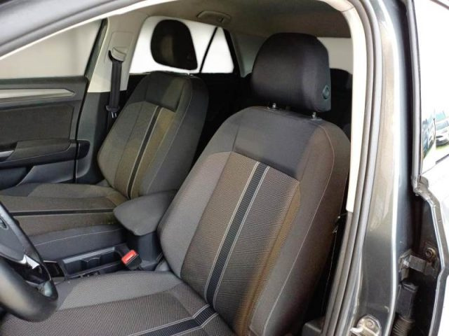 VOLKSWAGEN T-Roc usata, con Cerchi in lega