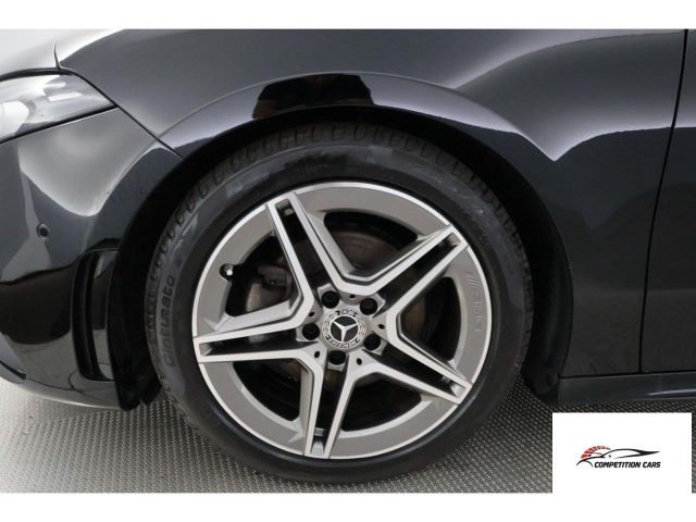 MERCEDES-BENZ A 180 usata, con Chiusura centralizzata